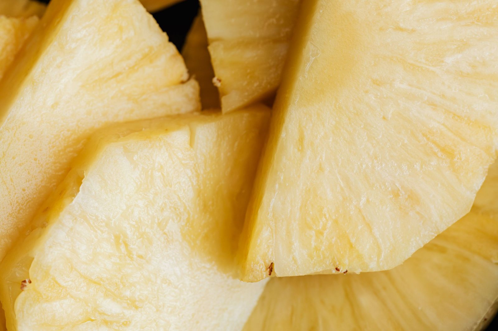 Pineapple pieces